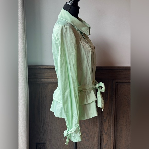 White House Black Market mint green ruffle trench jacket size small - Picture 7 of 9
